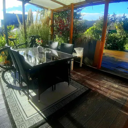 1 2 Personen, Garten, Terrasse, Wc, Dusche, Gemeinsame Kueche Apartment